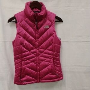 The North Face Women's Fuchsia Quilted Vest